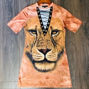 Love & Other Things Size Small Dress